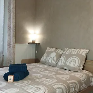 https://t2-a-3-min-a-pied-du-centre-ville-o-lit-days.hotels-rhonealpes.com